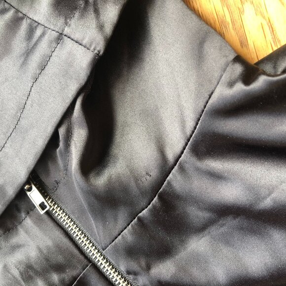 Forever 21 Black Satin Oversized Pullover Hoodie Bomber Size XS - Picture 9 of 9